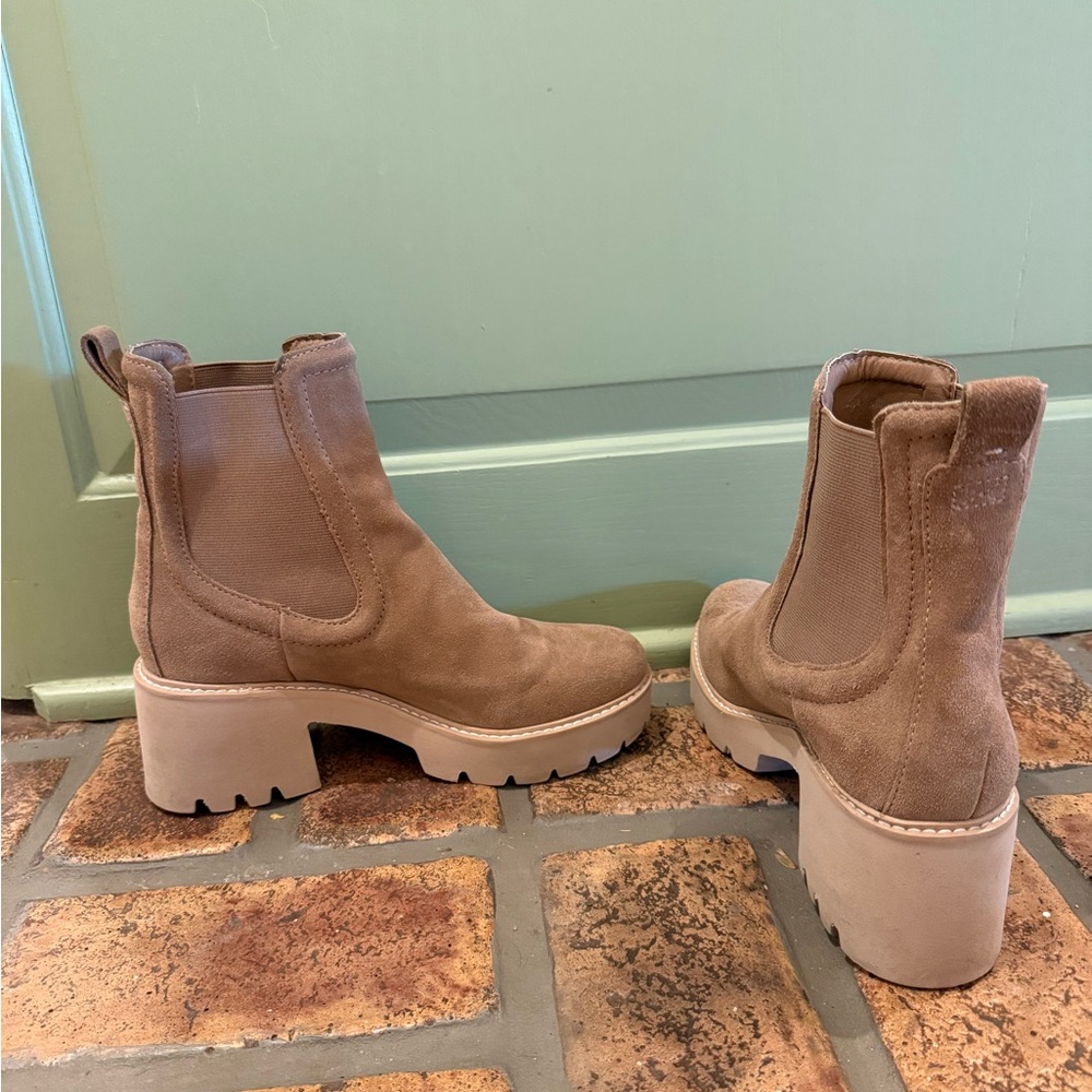 Dolce Vita sand/tan ankle boots - Picture 8 of 9